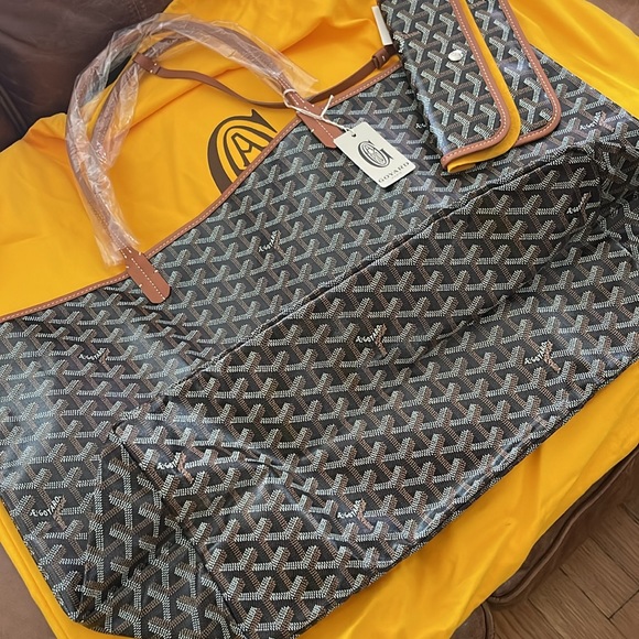 Authentic Goyard st Louis in Gm size - Picture 3 of 12